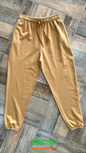 Historia Lunes Simple minimalista beige - 2025-07-29T200915.316 Pantalón jogger clásico con puños – Color camel