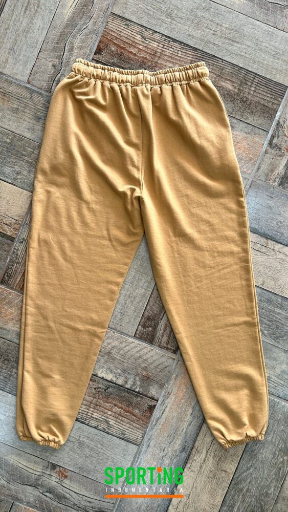 Pantalón jogger clásico con puños – Color camel