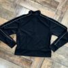 Campera deportiva con cierre