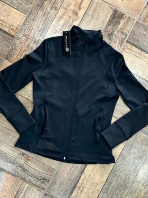 Campera deportiva entallada con cierre