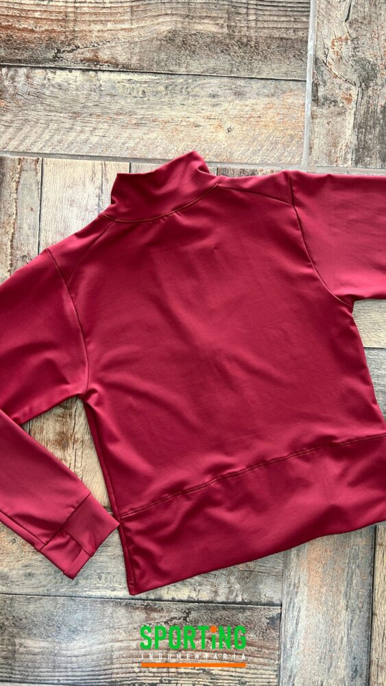 Campera deportiva entallada con cierre