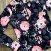 Campera deportiva con estampa floral