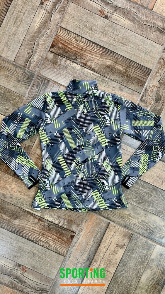 Campera deportiva estampada con cierre frontal