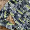 Campera deportiva estampada con cierre frontal