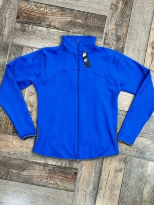 Campera deportiva con cierre