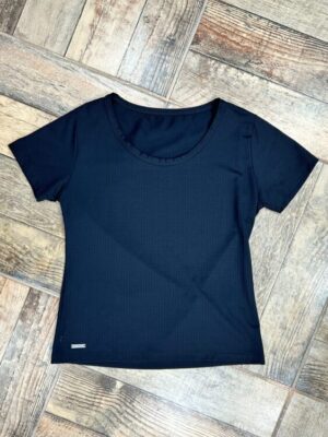Remera deportiva Punto 1