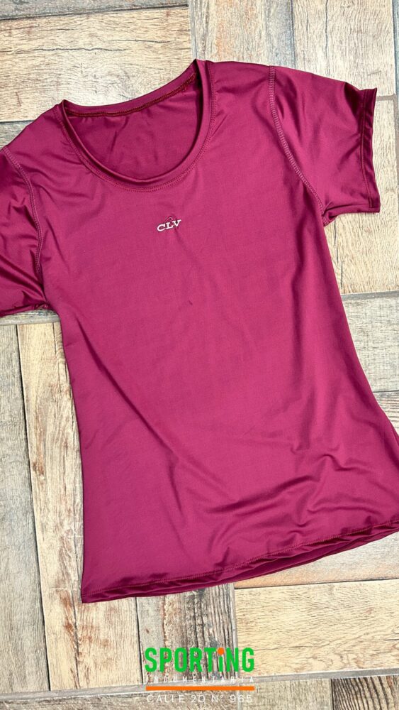 Remera deportiva CLV bordo