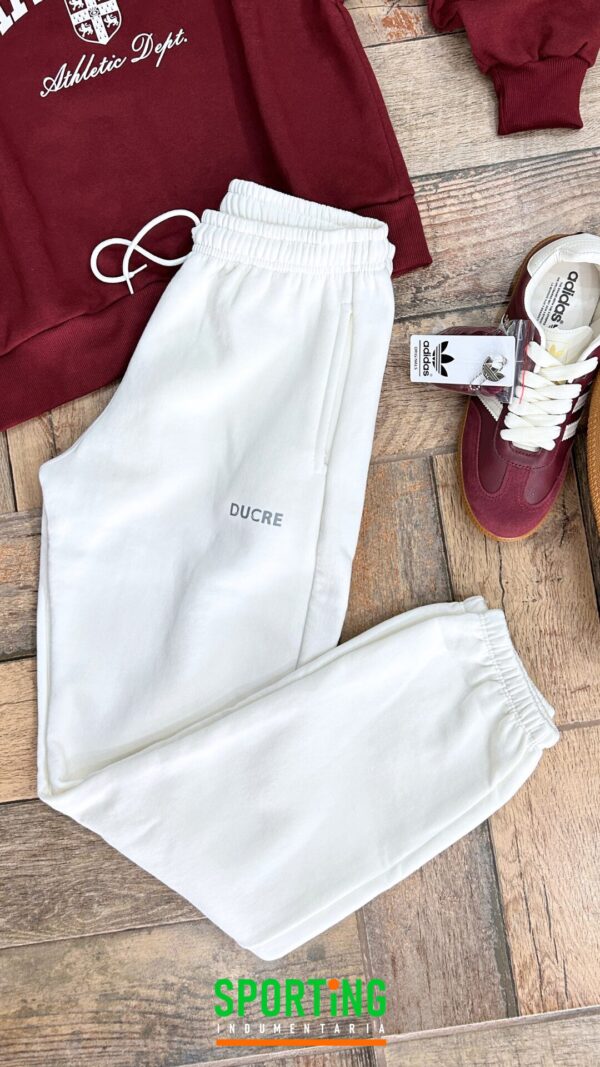 Buzo Cambridge Bordo