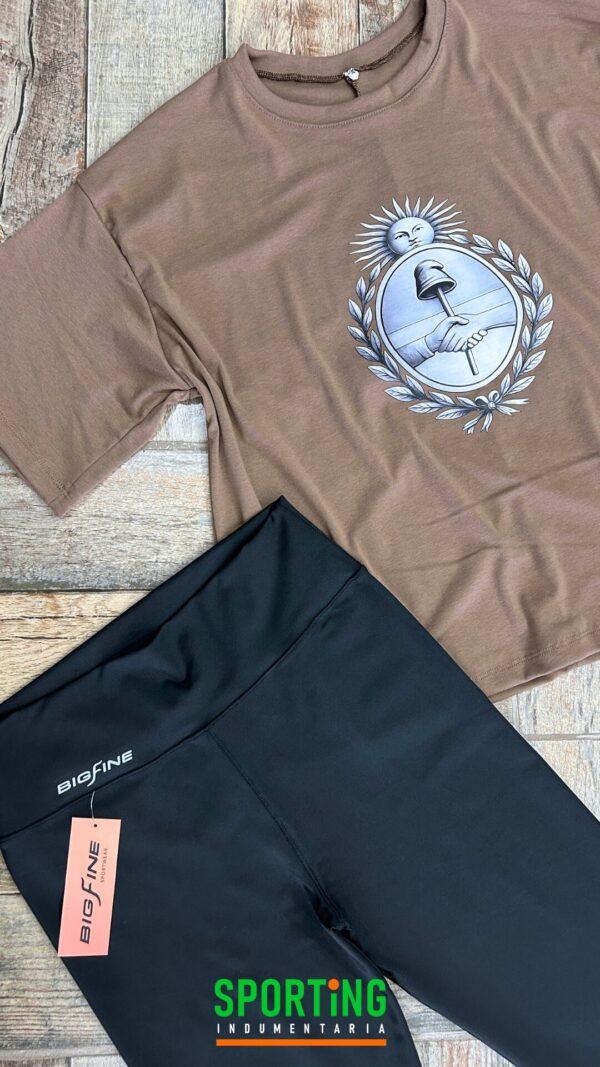 Remera Escudo Argentina