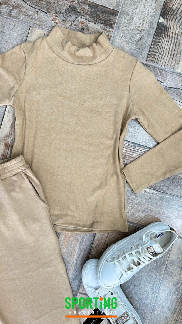 Conjunto Camel T4 chico